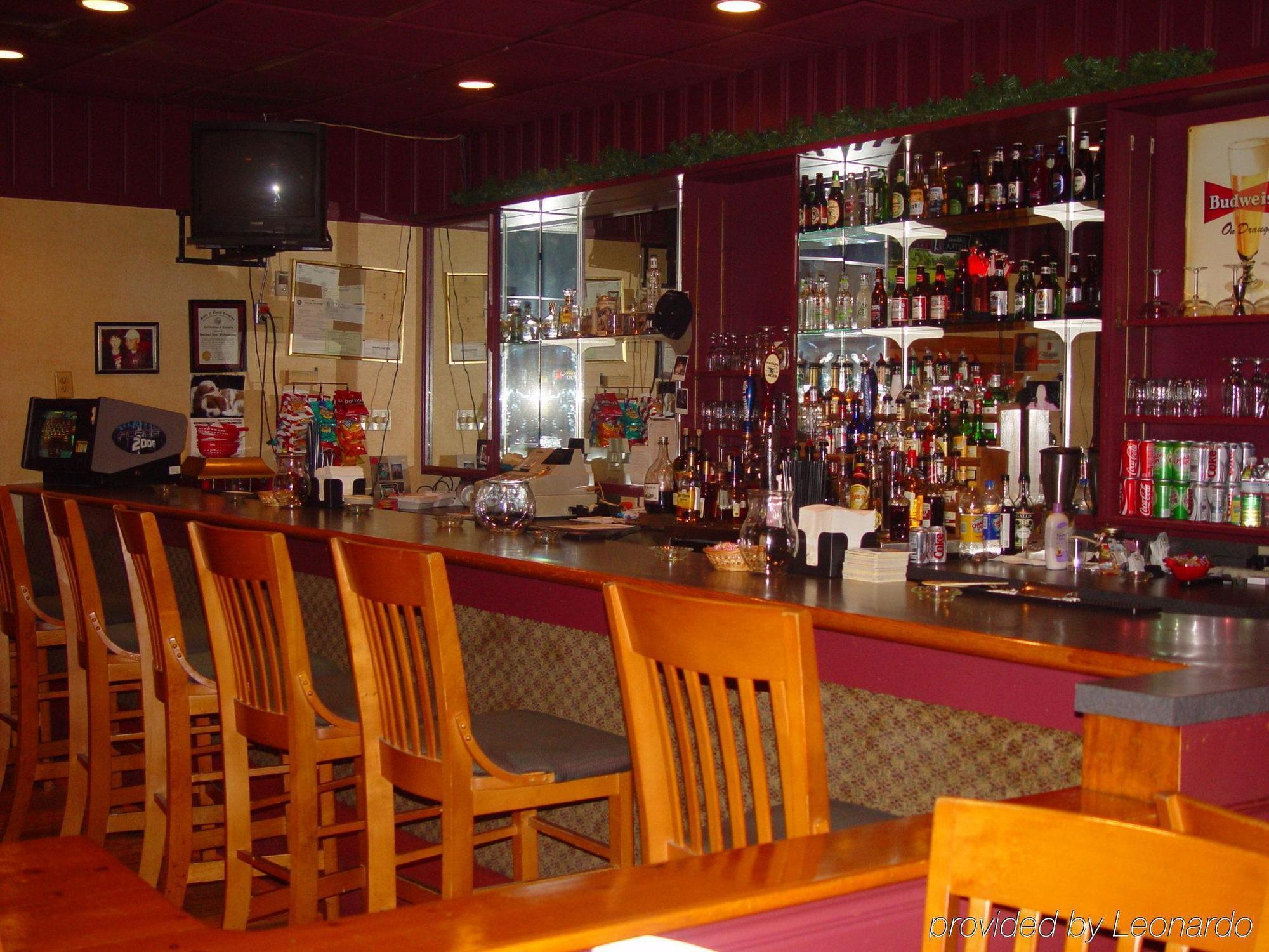 Mayfair Inn Williamston Étterem fotó
