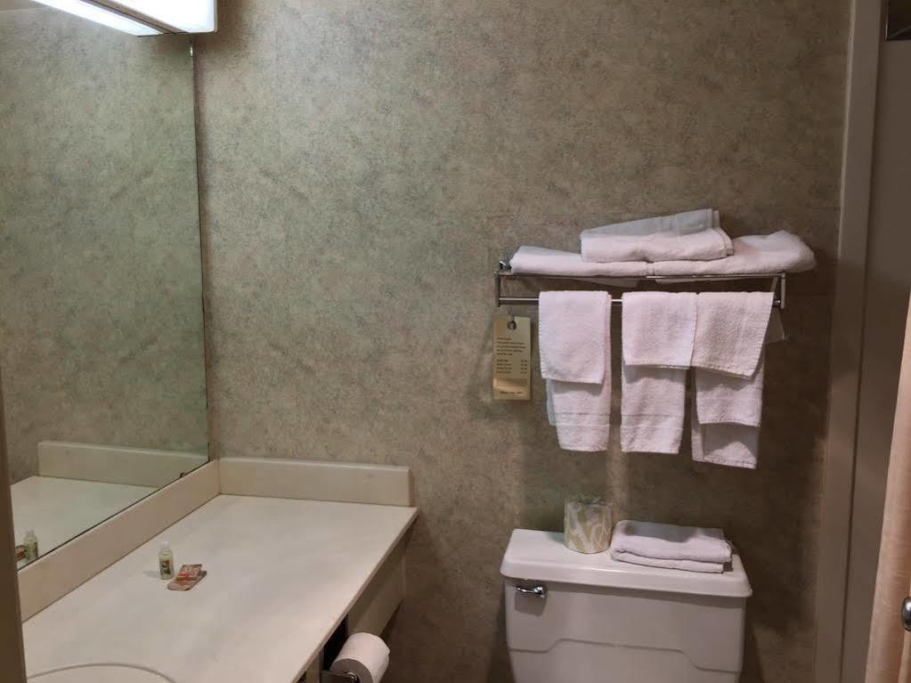Mayfair Inn Williamston Kültér fotó