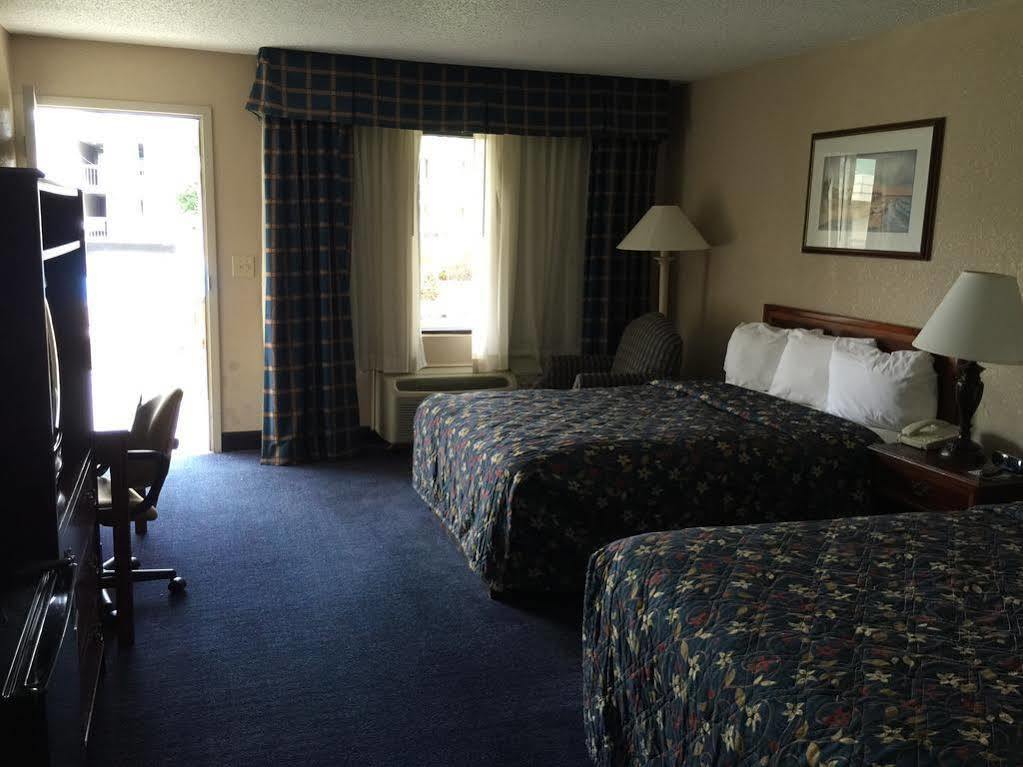 Mayfair Inn Williamston Kültér fotó